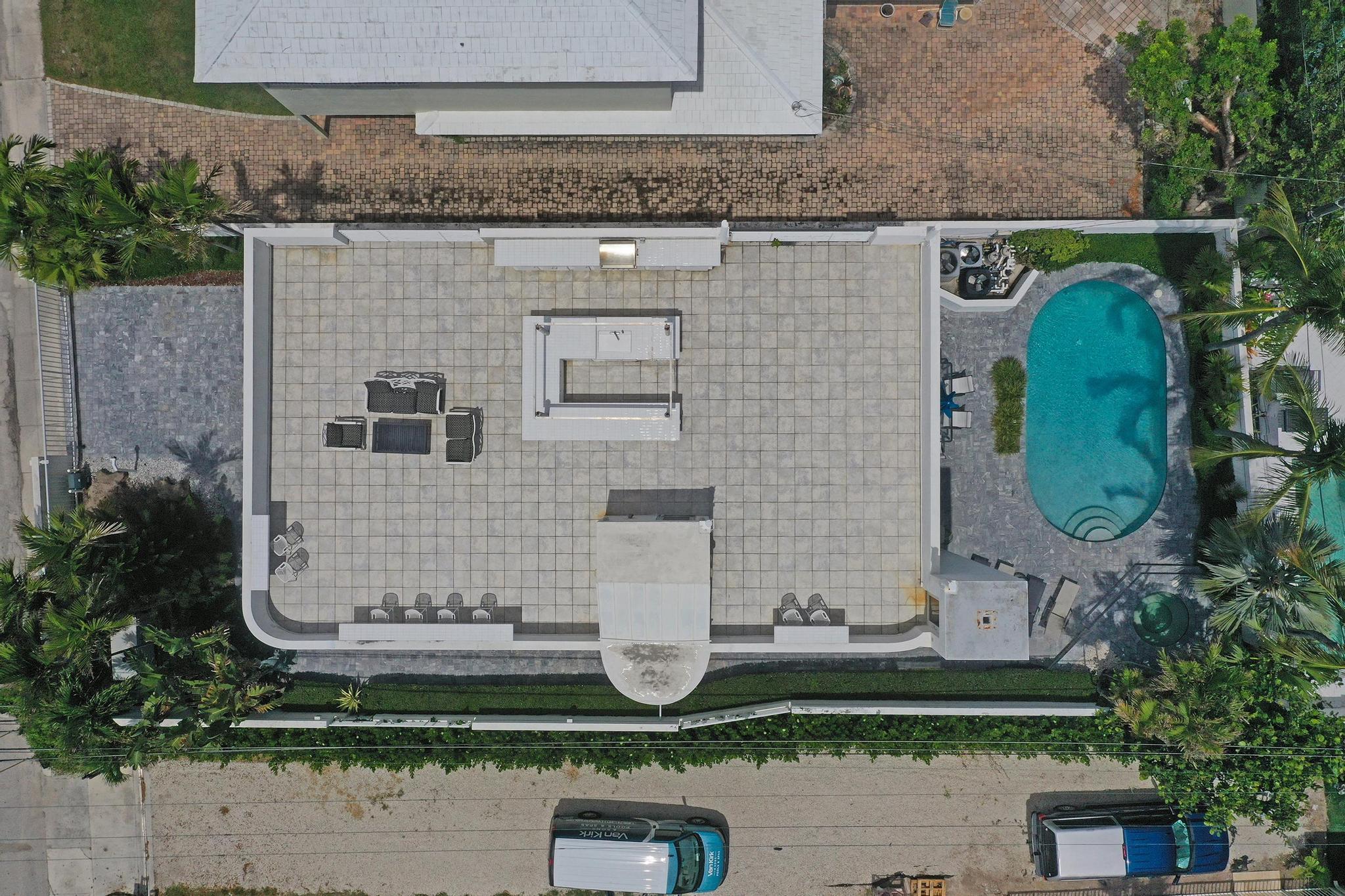 LAS OLAS BY THE SEA EXT - Residential