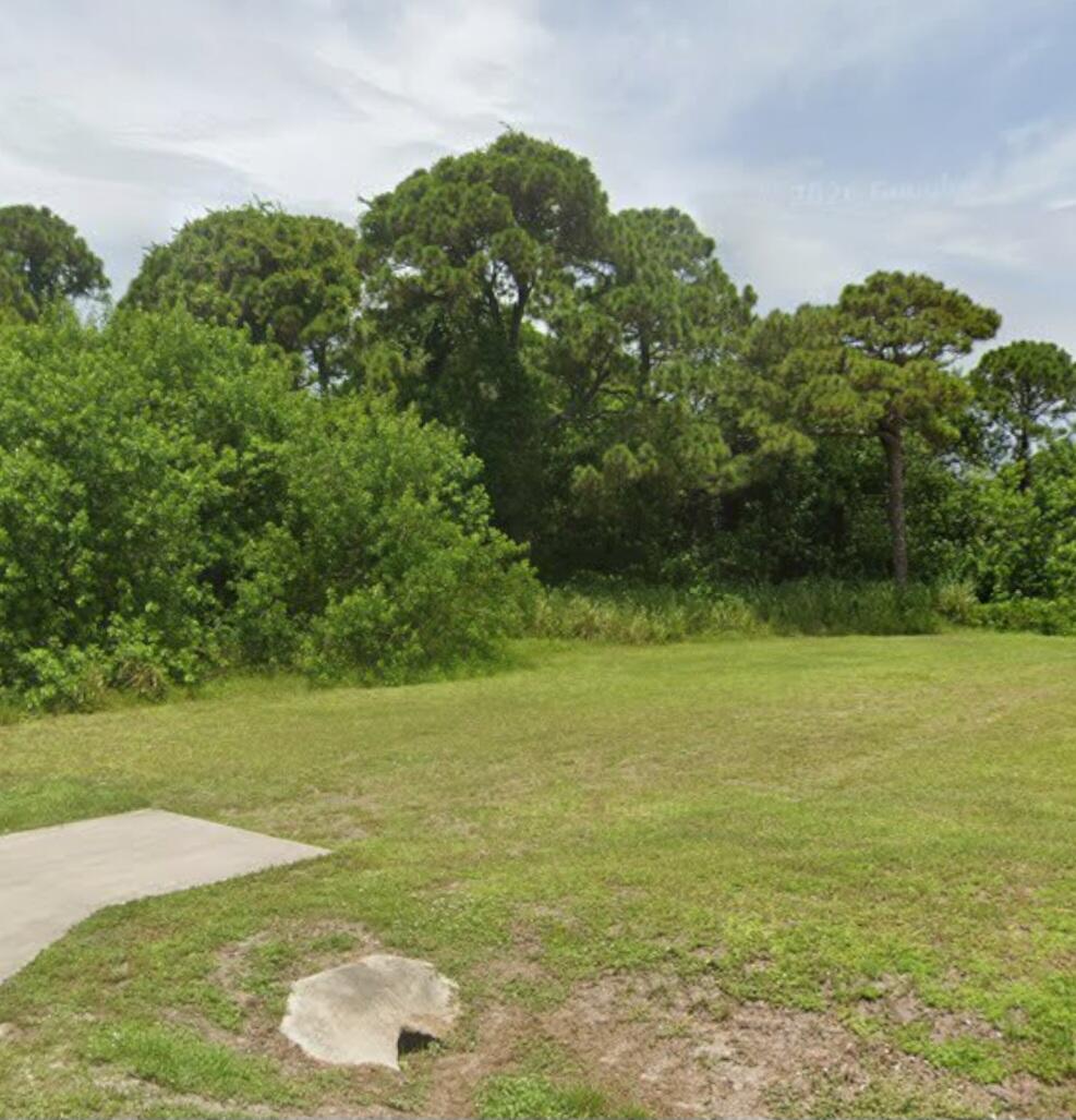 Excellent opportunity to build your dream home on this affordable vacant lot! Conveniently located close to shopping, dining, schools, parks, and major roadways, this property offers both value and accessibility. Whether you're looking to build now or invest for the future, this is a great chance to own land at an economical price. Don't miss this opportunity to create the home you've always wanted in a growing area close to everything!  Buyer to verify all building, zoning and utility access with the governing authority.  Lot is next to address of 1908