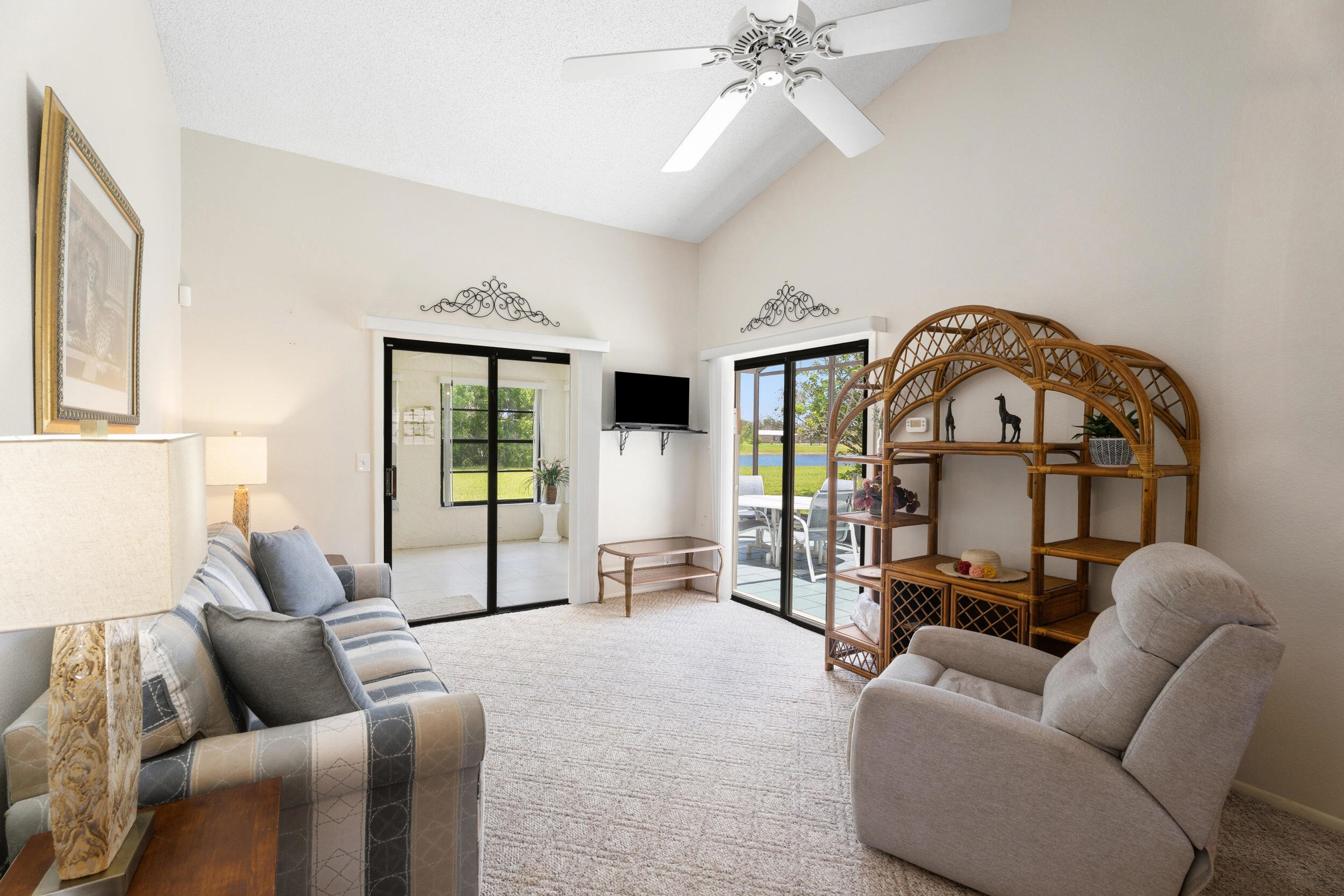 PORT ST LUCIE SECTION 53 1ST REPLAT - Residential