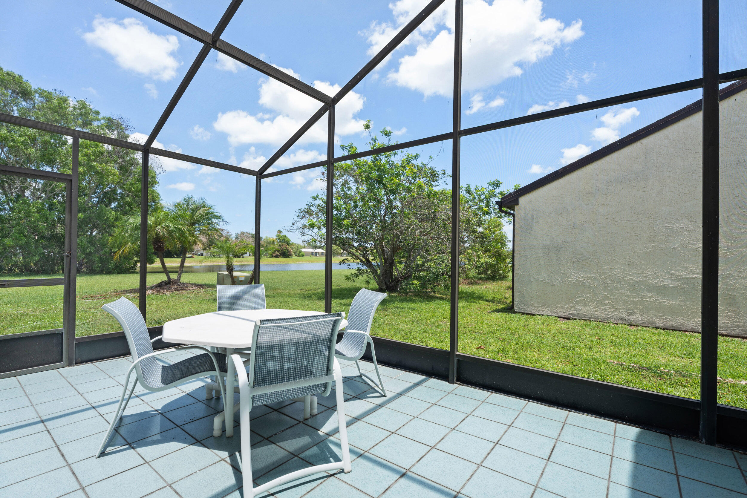PORT ST LUCIE SECTION 53 1ST REPLAT - Residential