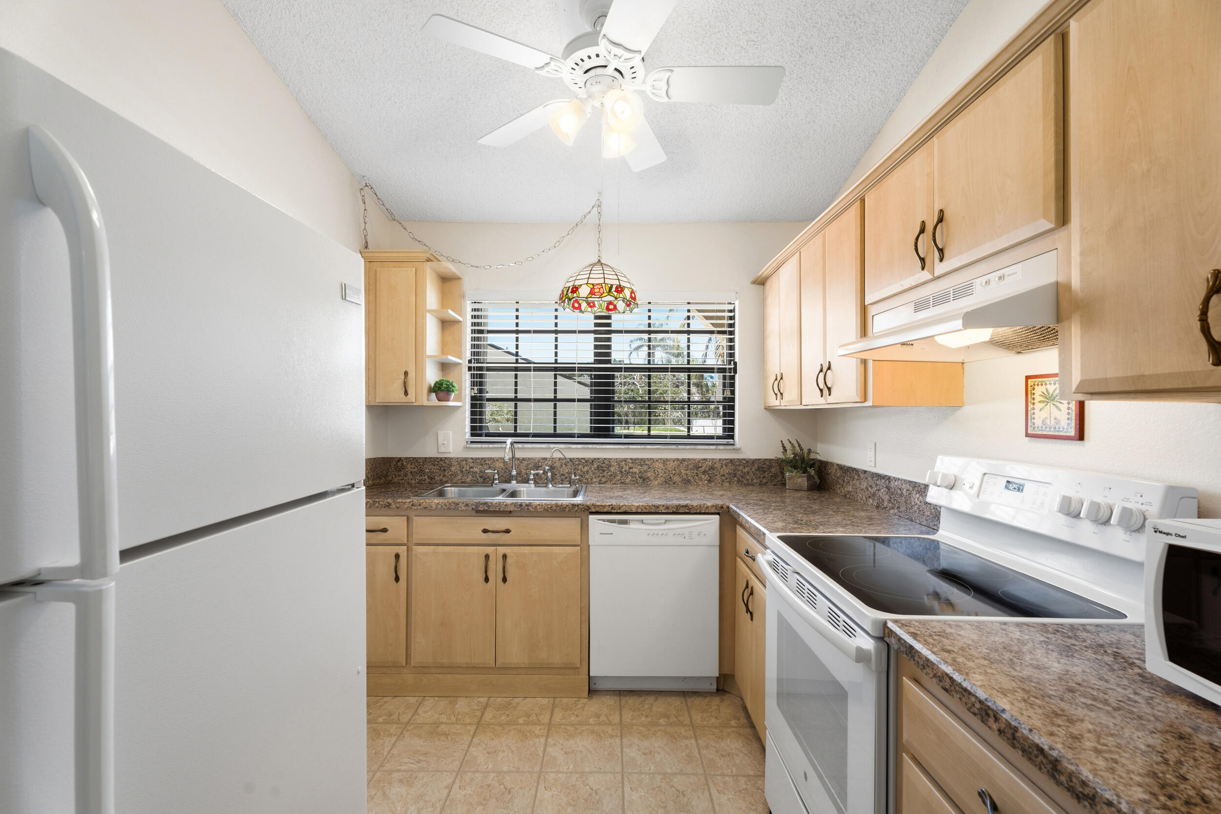 PORT ST LUCIE SECTION 53 1ST REPLAT - Residential
