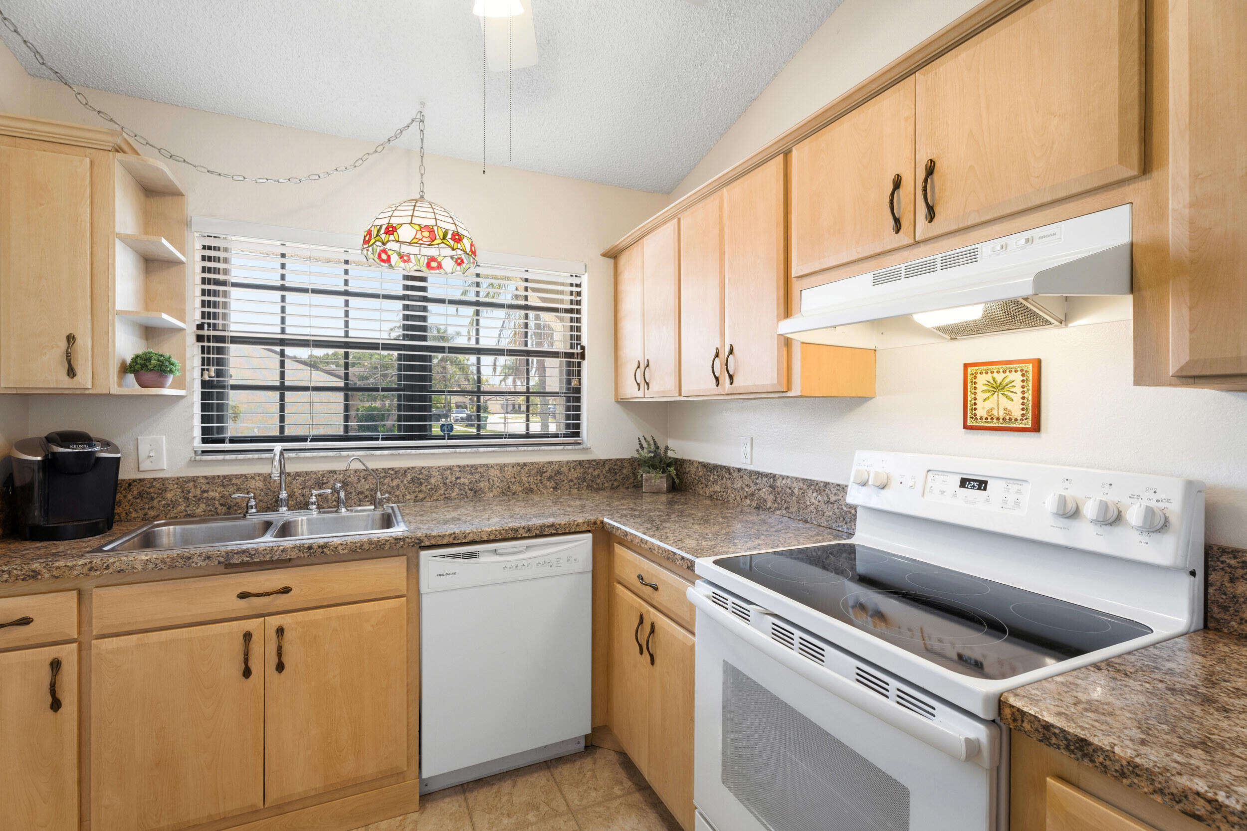 PORT ST LUCIE SECTION 53 1ST REPLAT - Residential