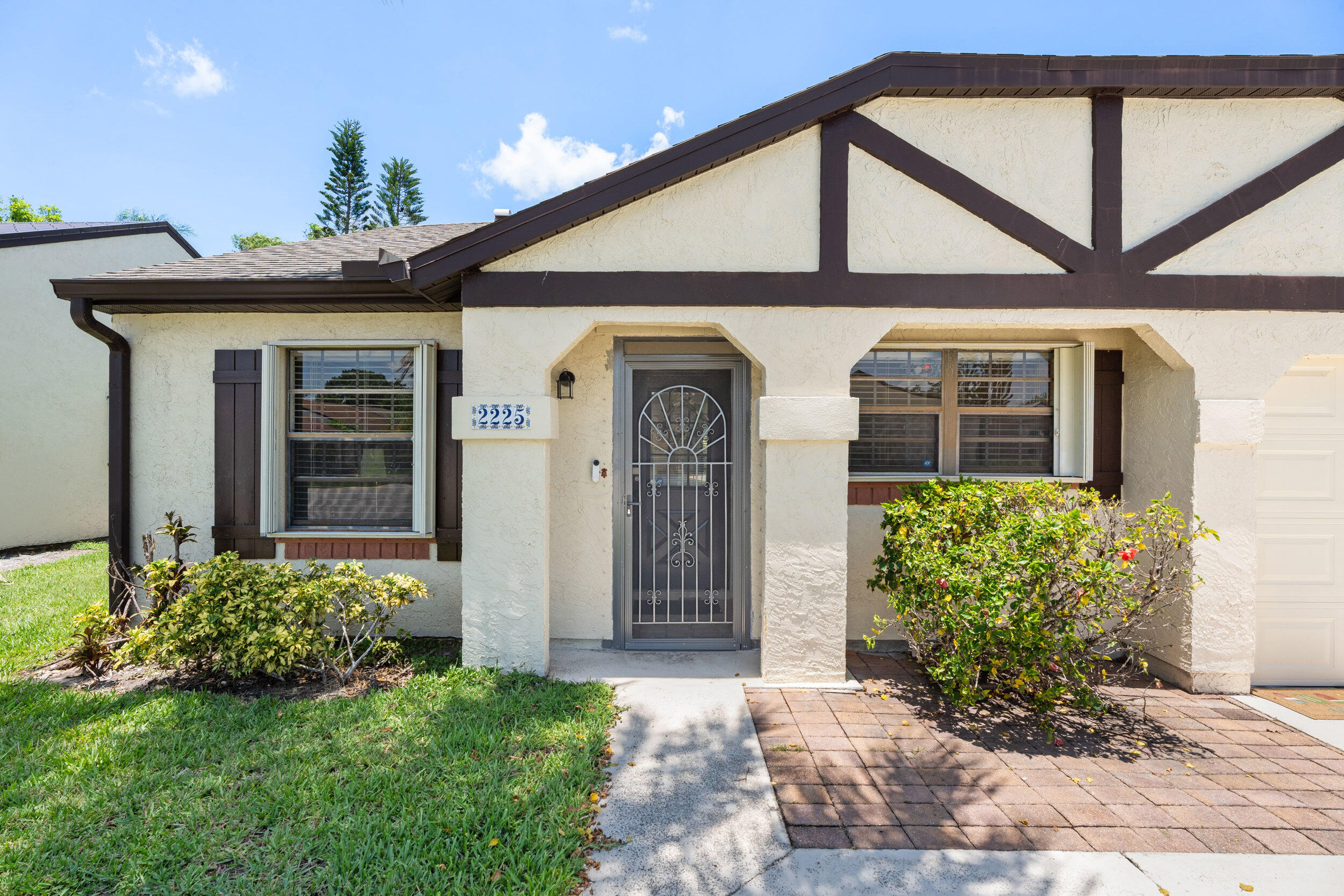 PORT ST LUCIE SECTION 53 1ST REPLAT - Residential