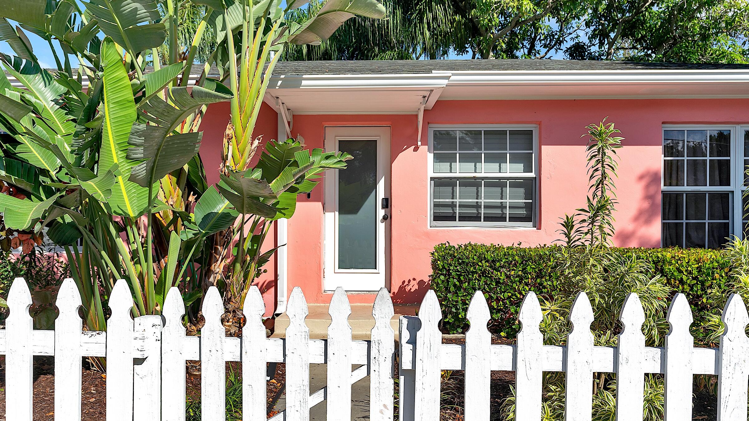 LAKE WORTH TOWN OF - Residential Income