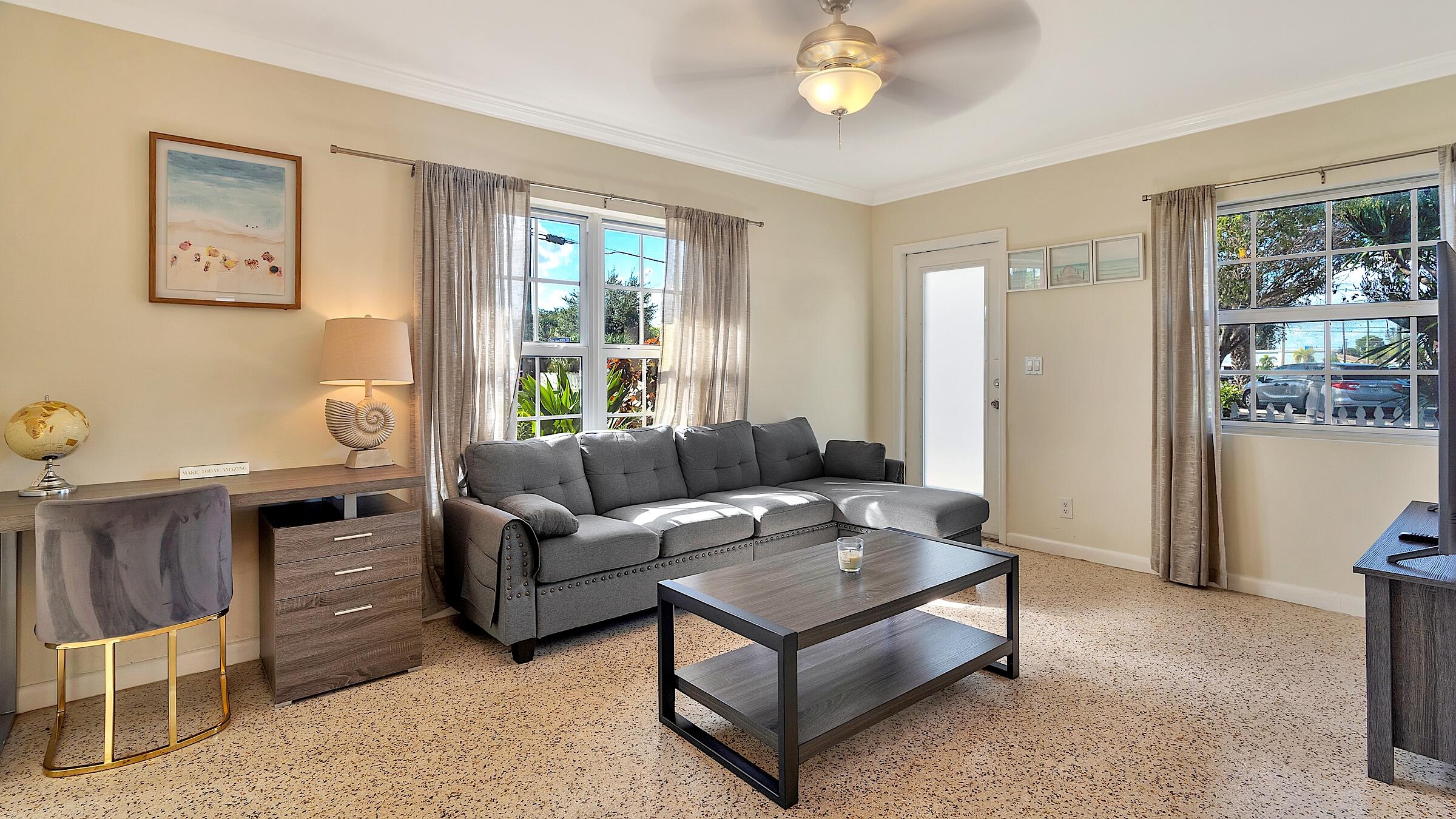 LAKE WORTH TOWN OF - Residential Income