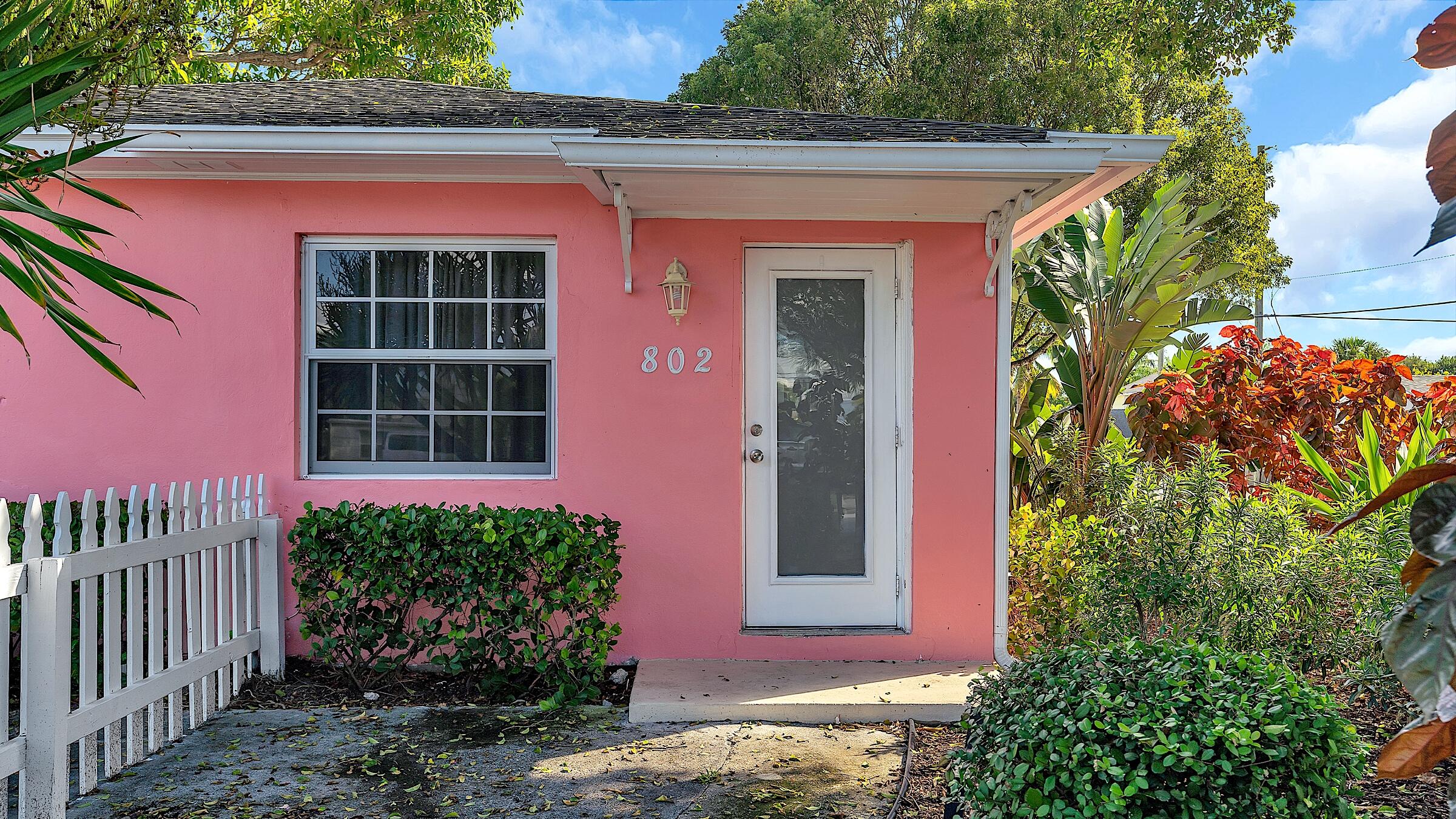 LAKE WORTH TOWN OF - Residential Income