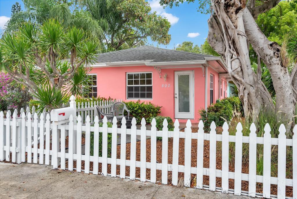 LAKE WORTH TOWN OF - Residential Income