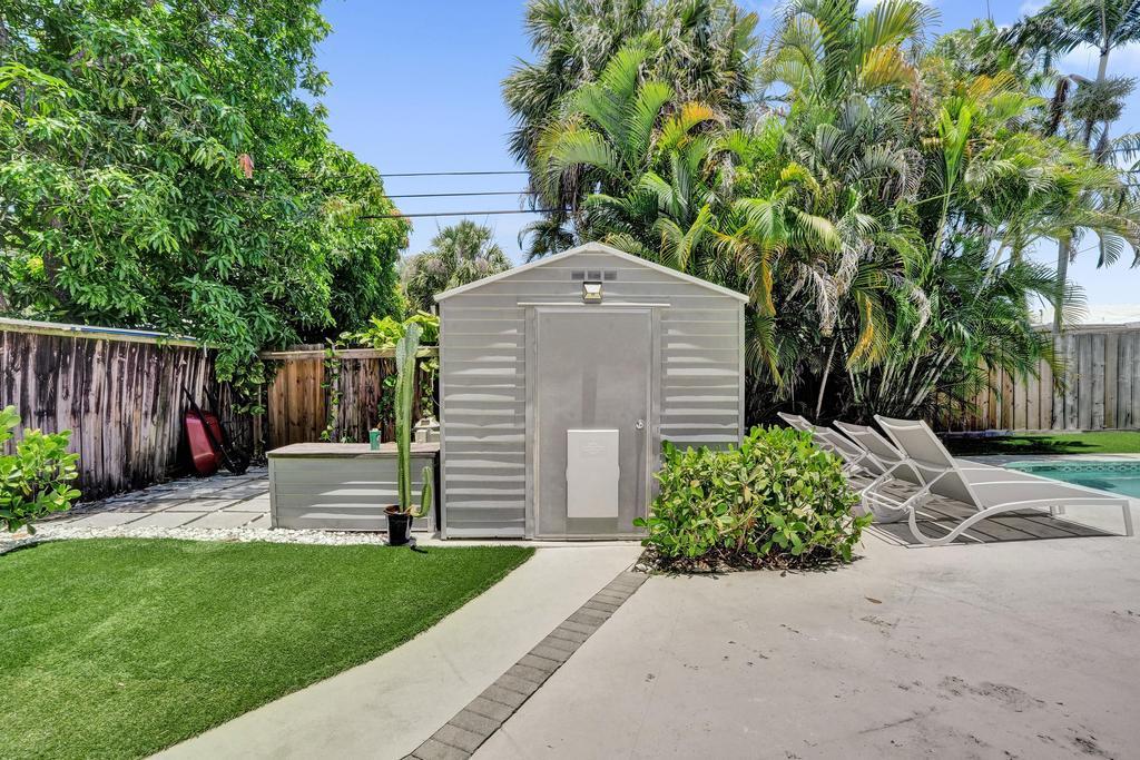 RIVERLAND VILLAGE SEC 1-REPLAT - Residential Lease