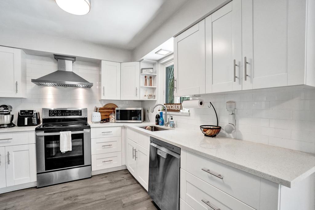 RIVERLAND VILLAGE SEC 1-REPLAT - Residential Lease