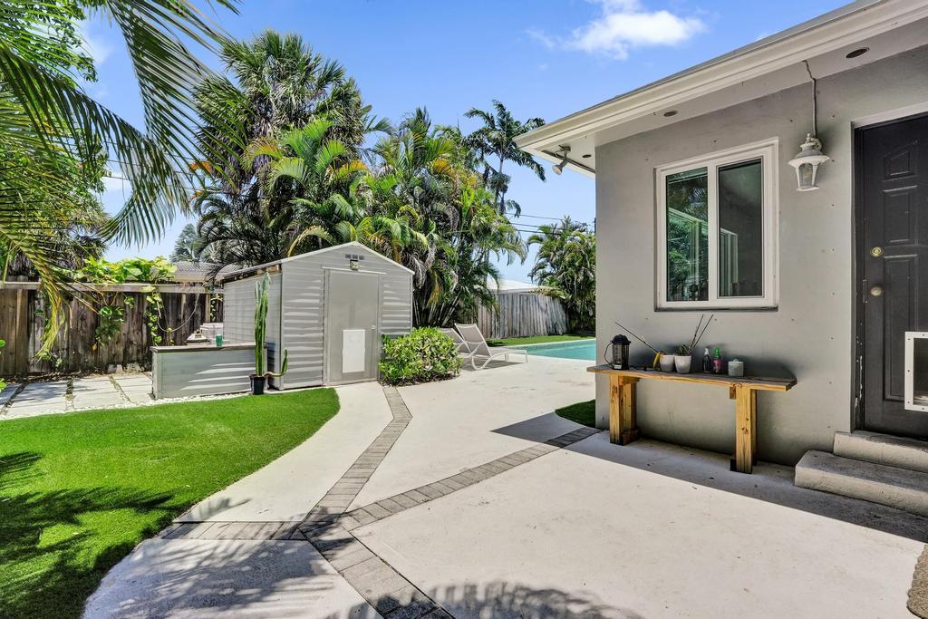 RIVERLAND VILLAGE SEC 1-REPLAT - Residential Lease