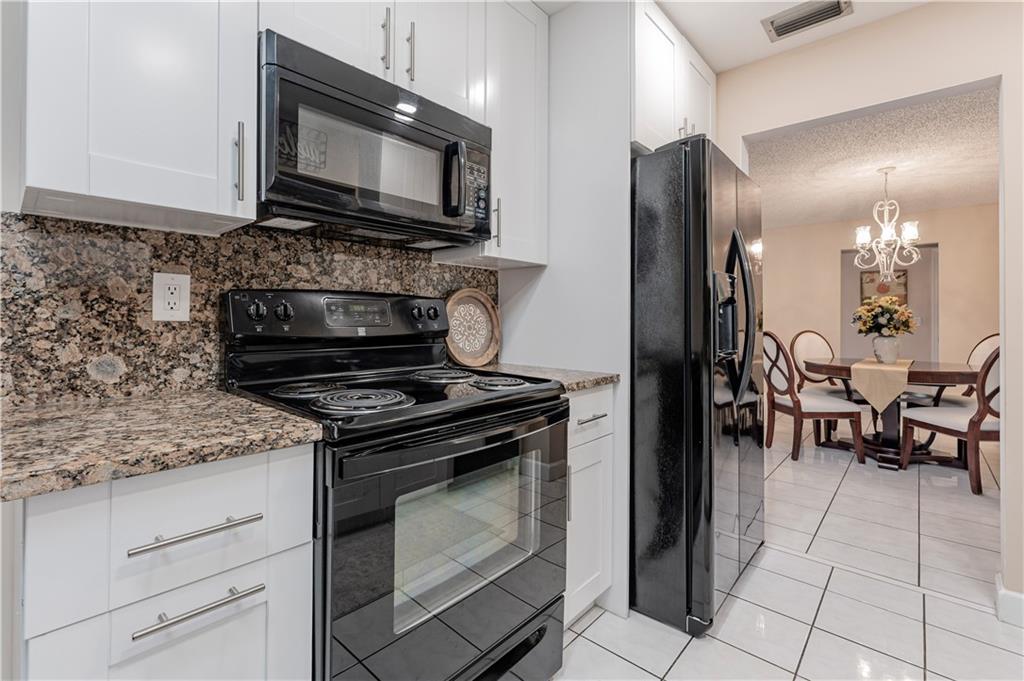 Lauderdale West Sec 4 88- - Residential