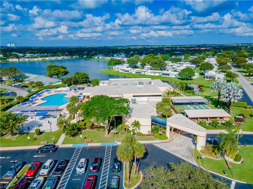Lauderdale West Sec 4 88- - Residential