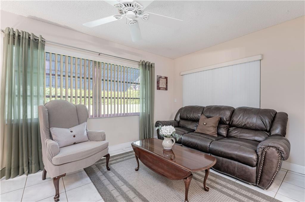 Lauderdale West Sec 4 88- - Residential