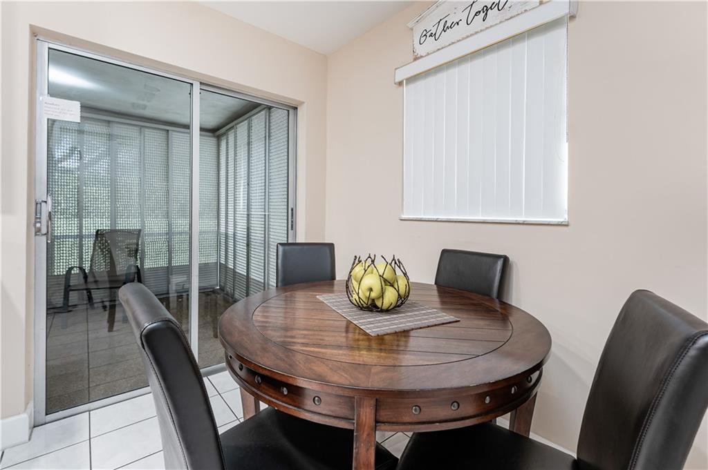 Lauderdale West Sec 4 88- - Residential