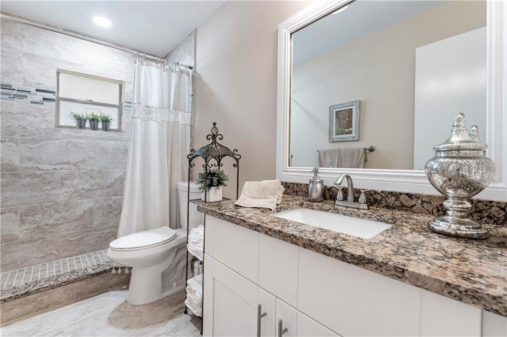 Lauderdale West Sec 4 88- - Residential