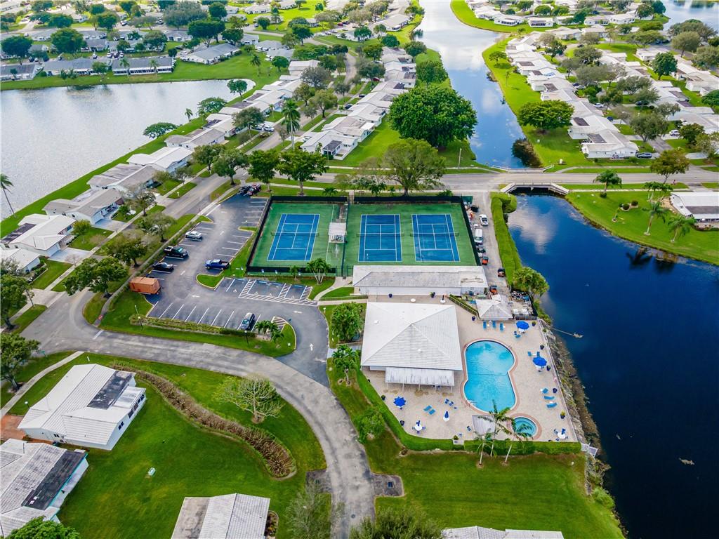 Lauderdale West Sec 4 88- - Residential