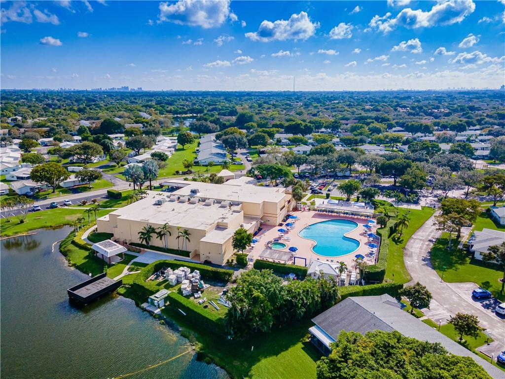 Lauderdale West Sec 4 88- - Residential