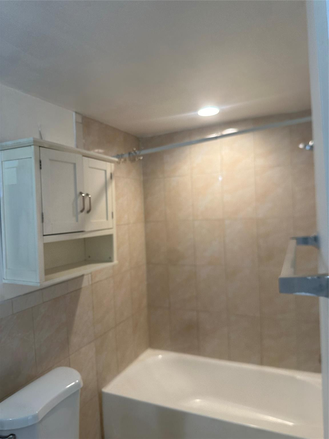 MIRAMAR PARK - Residential Lease