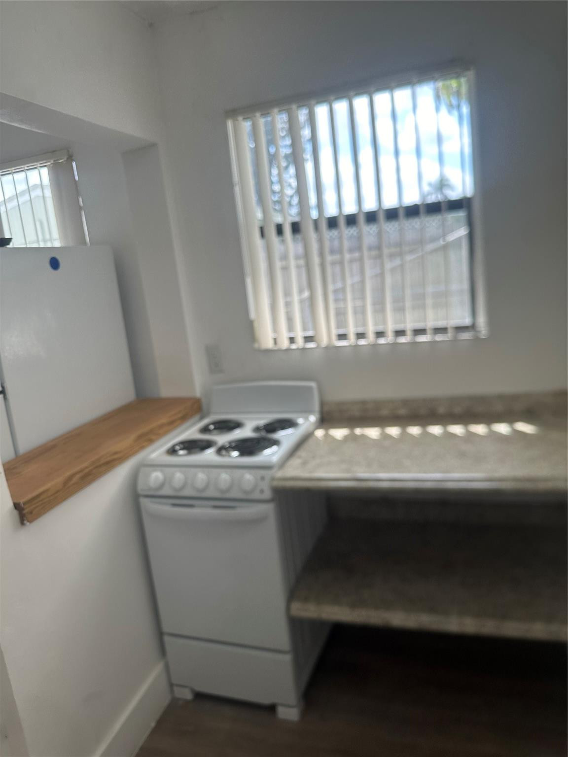 MIRAMAR PARK - Residential Lease