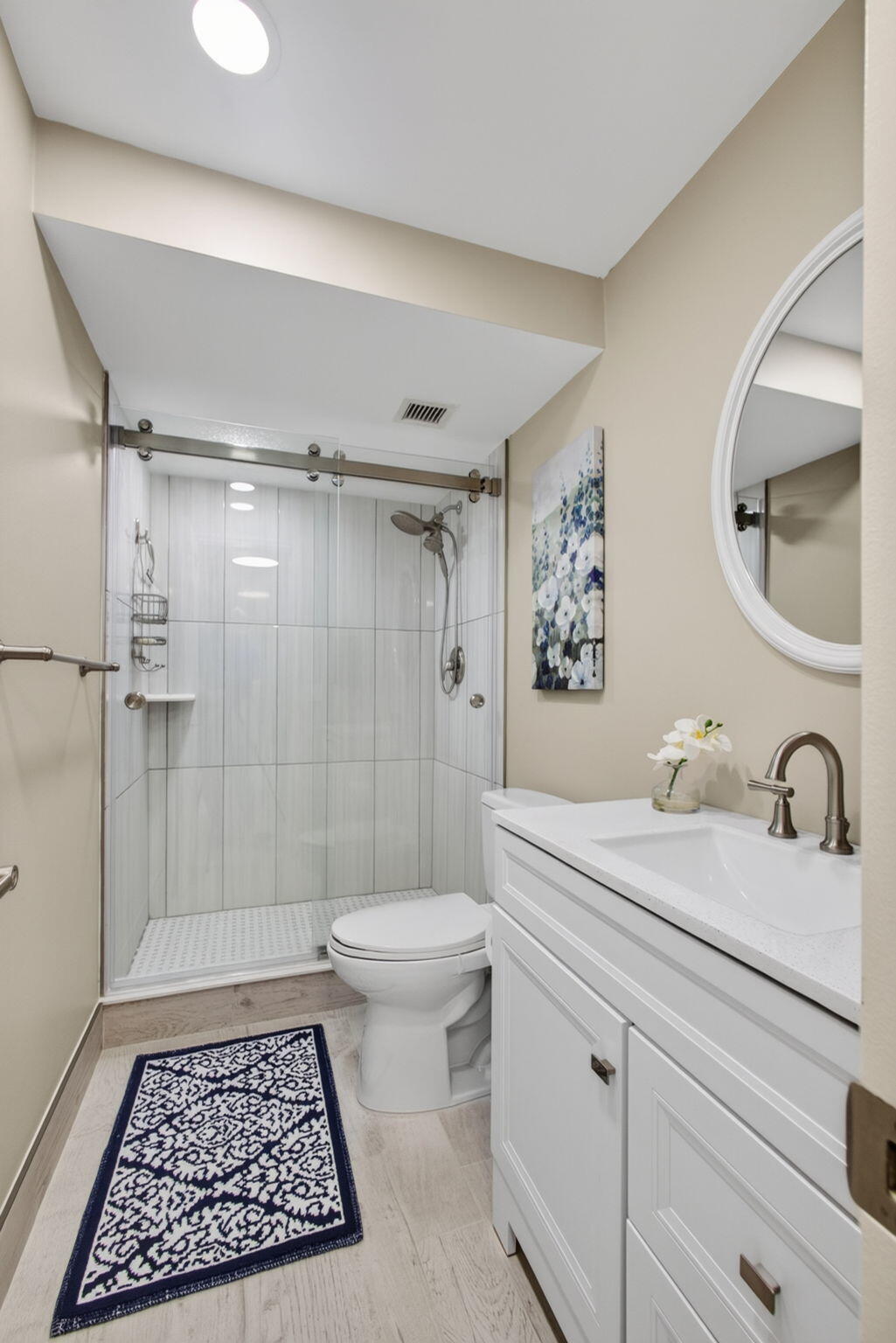 LAKE HARBOUR TOWERS CONDO - Residential