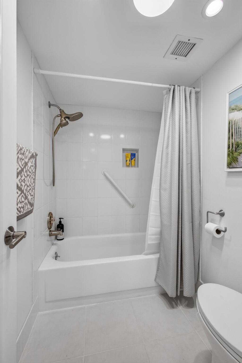 LAKE HARBOUR TOWERS CONDO - Residential