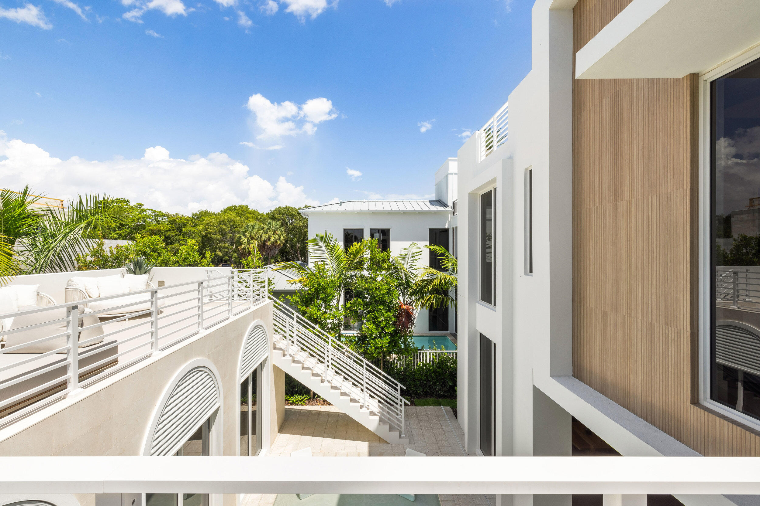 SOPHIA FREY - Residential