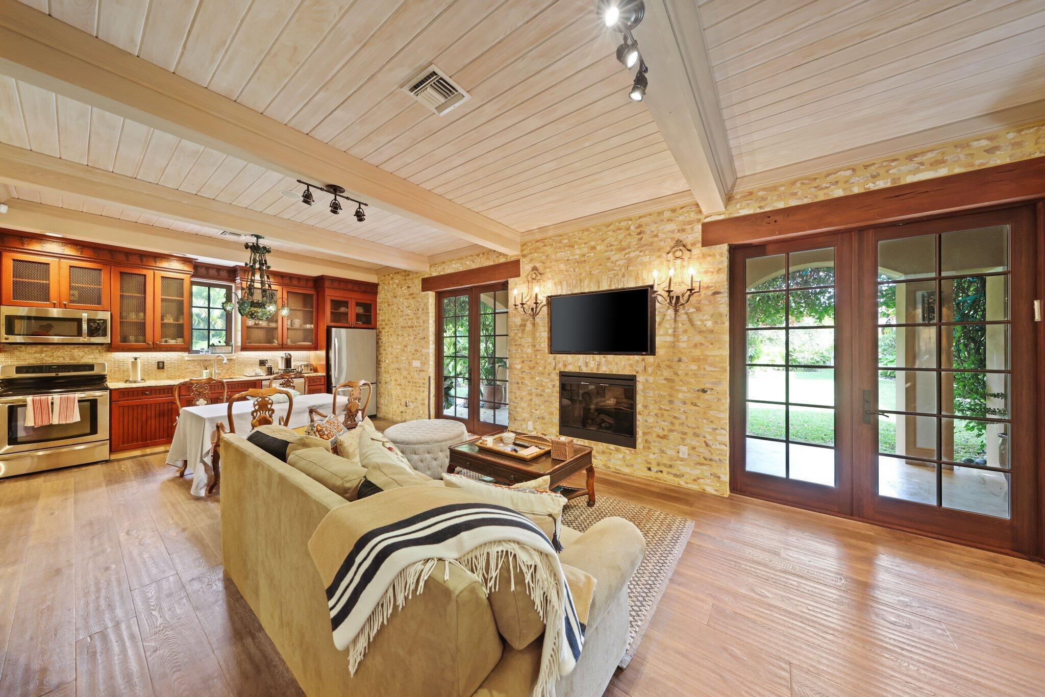 BERMUDA RUN - Residential