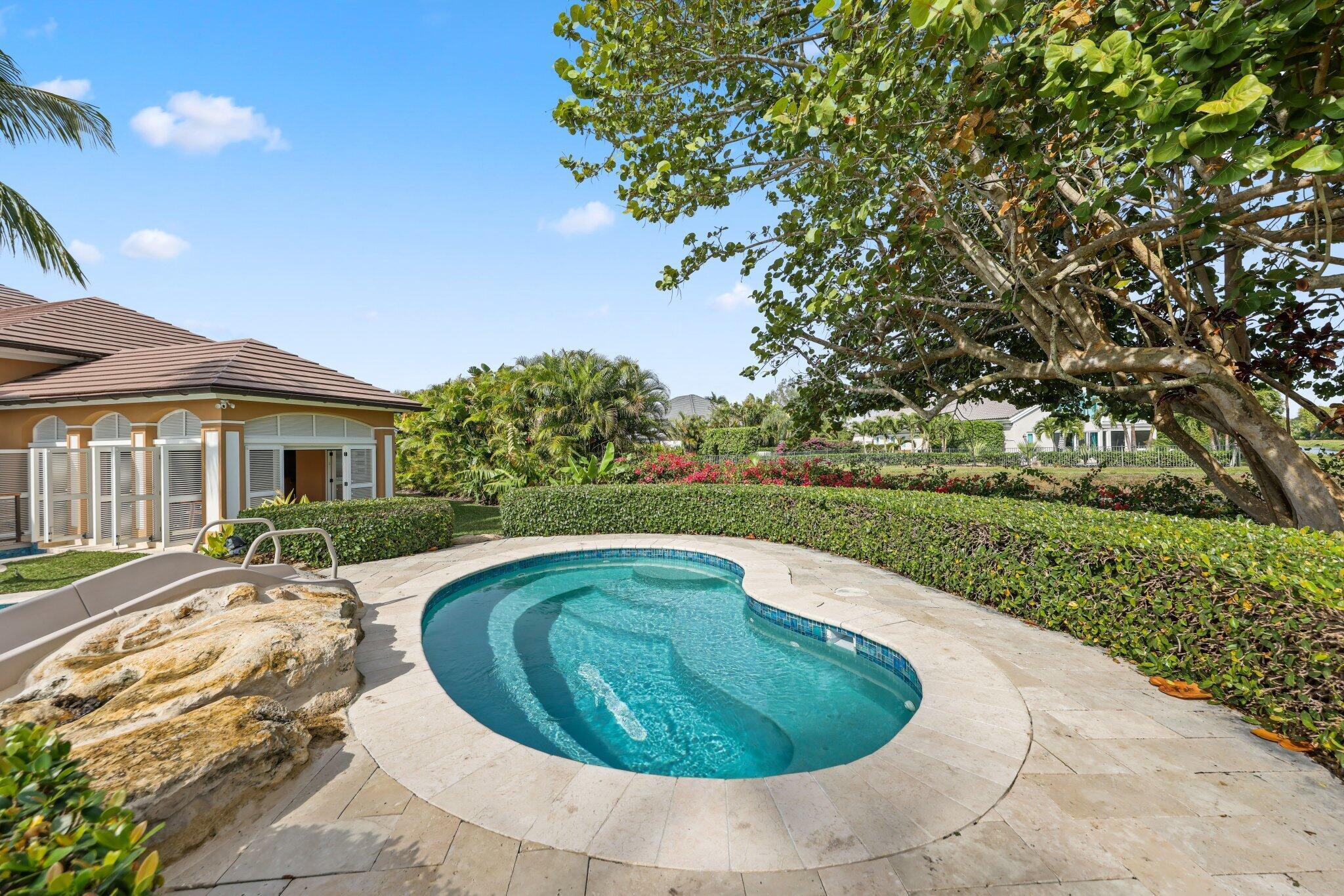 BERMUDA RUN - Residential