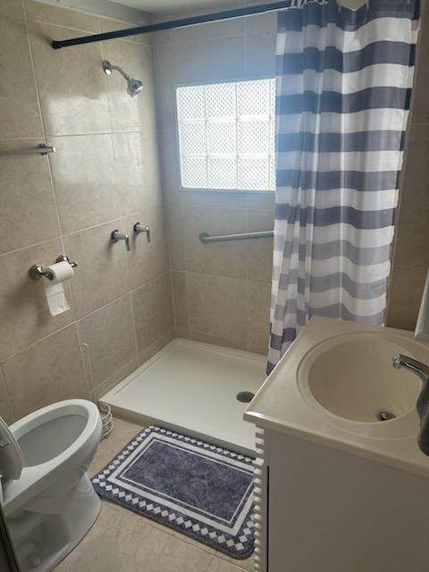 RAVENSWOOD ESTATES & MARINAS - Residential Lease