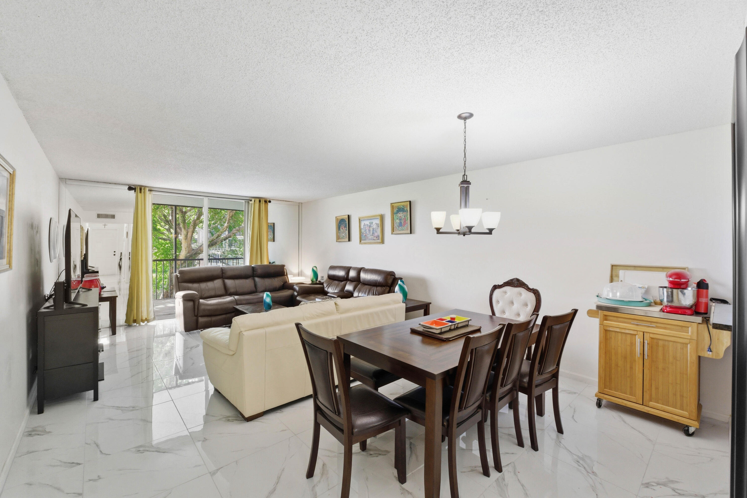 PALM LAKES CONDO - Residential