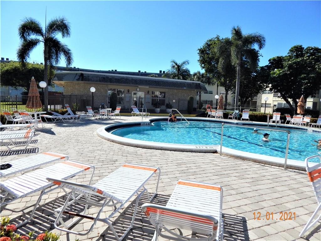 LAUDERHILL EAST - Residential