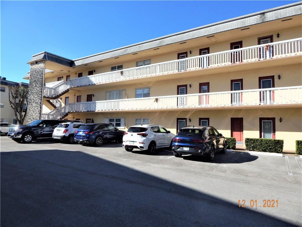 LAUDERHILL EAST - Residential