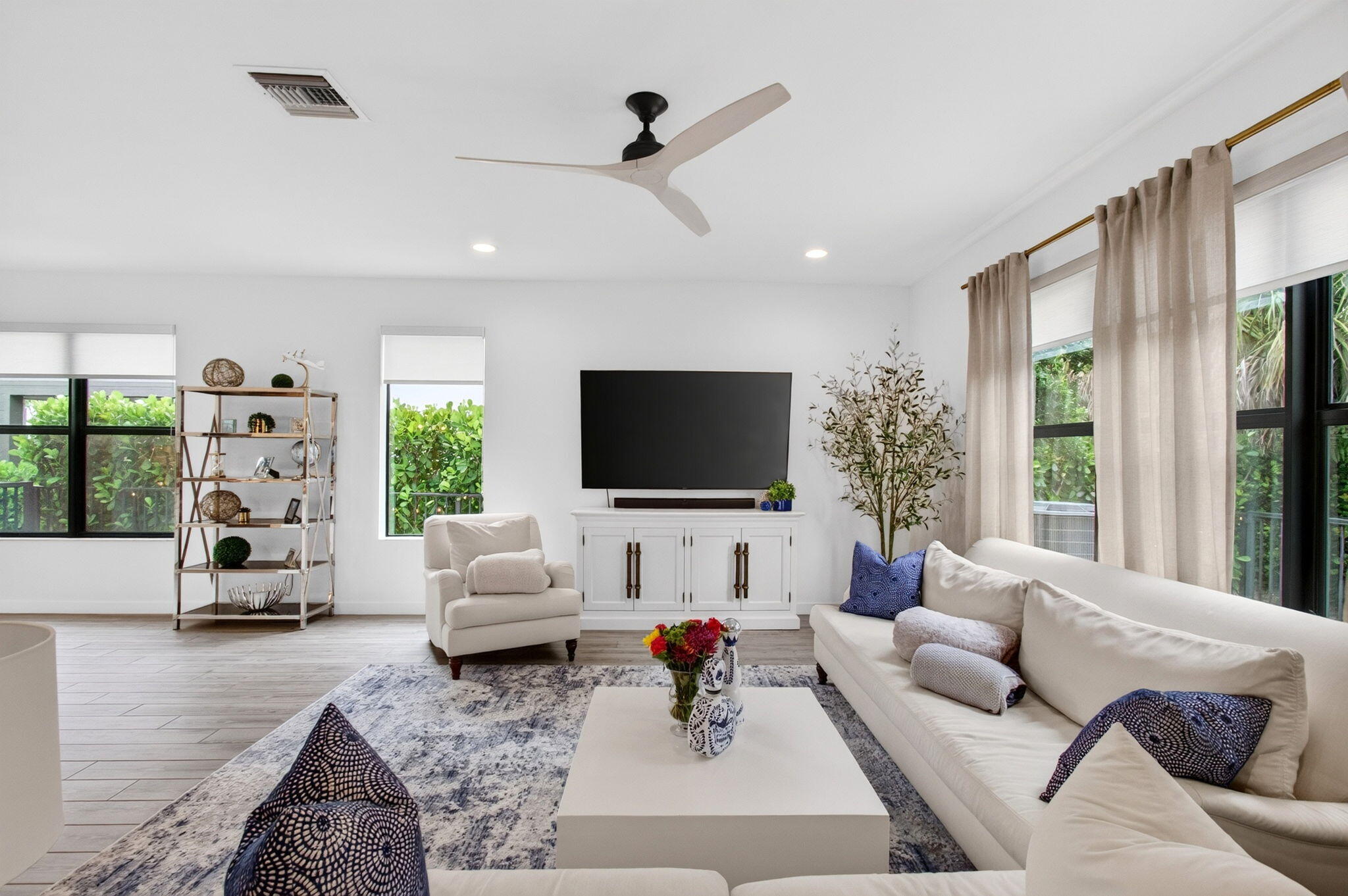POLO LEGACY MXPD - Residential