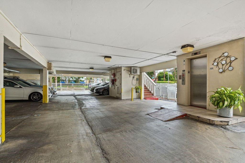 900 EUCLID AVE INC CONDO - Residential Lease