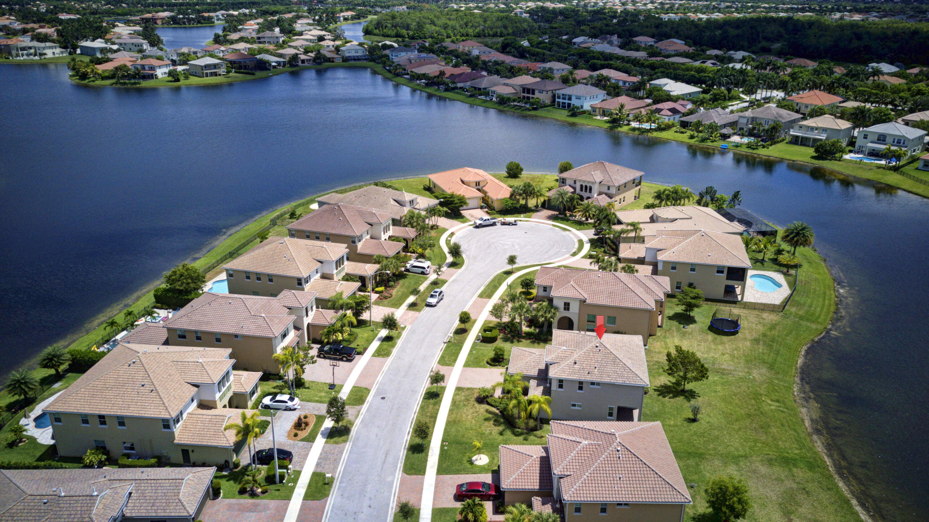 OLYMPIA 2 - Residential Lease