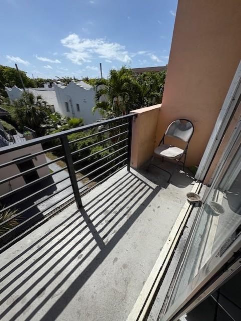 MALKY CONDO - Residential Lease
