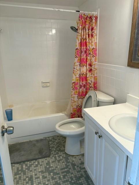 MALKY CONDO - Residential Lease