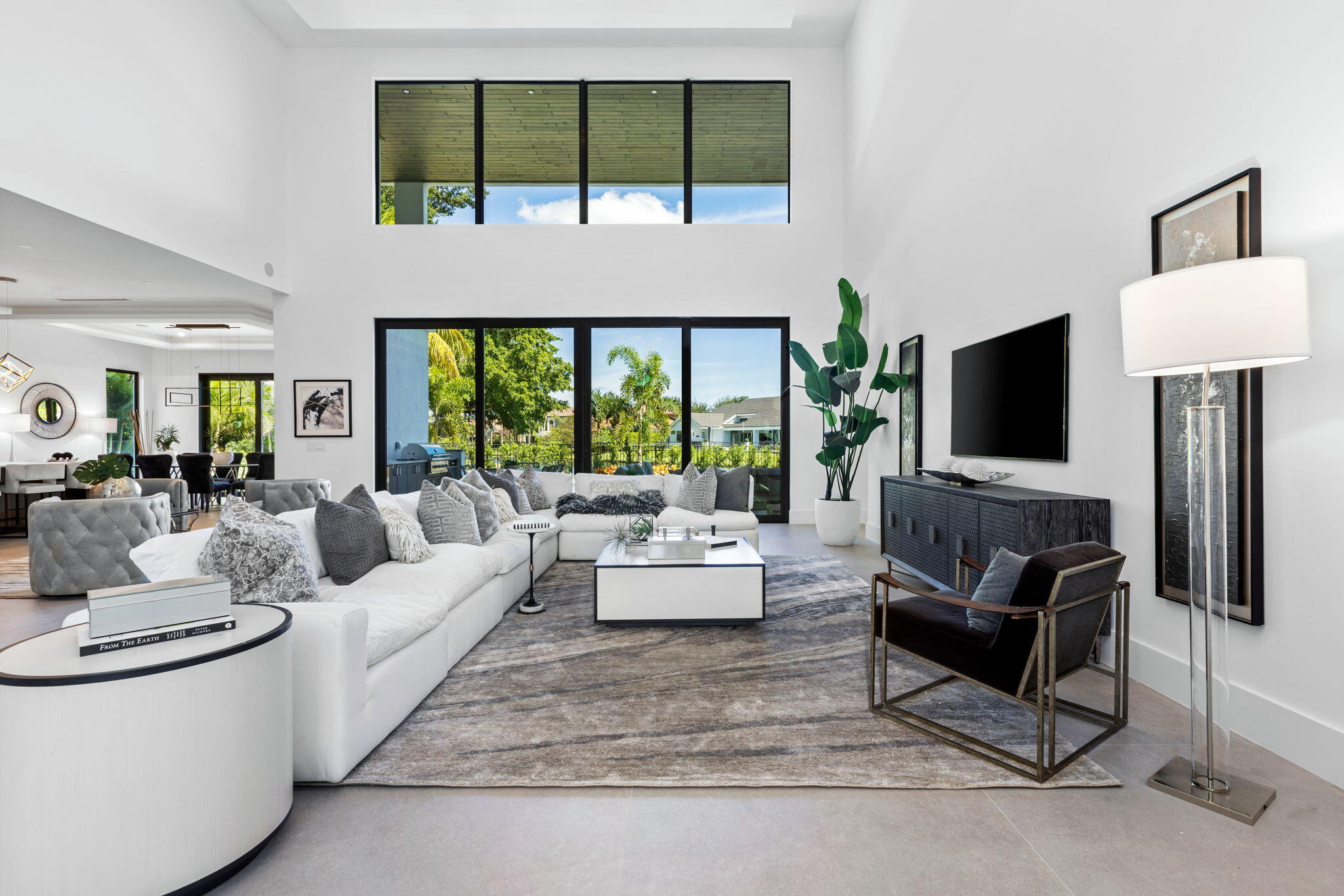 HAMPTONS - Residential