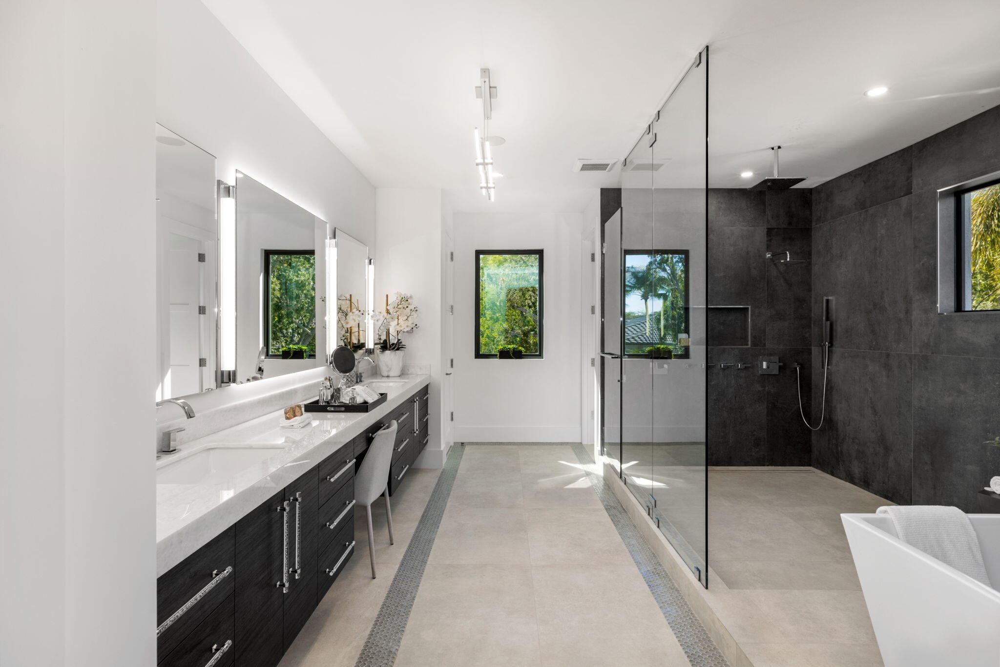 HAMPTONS - Residential