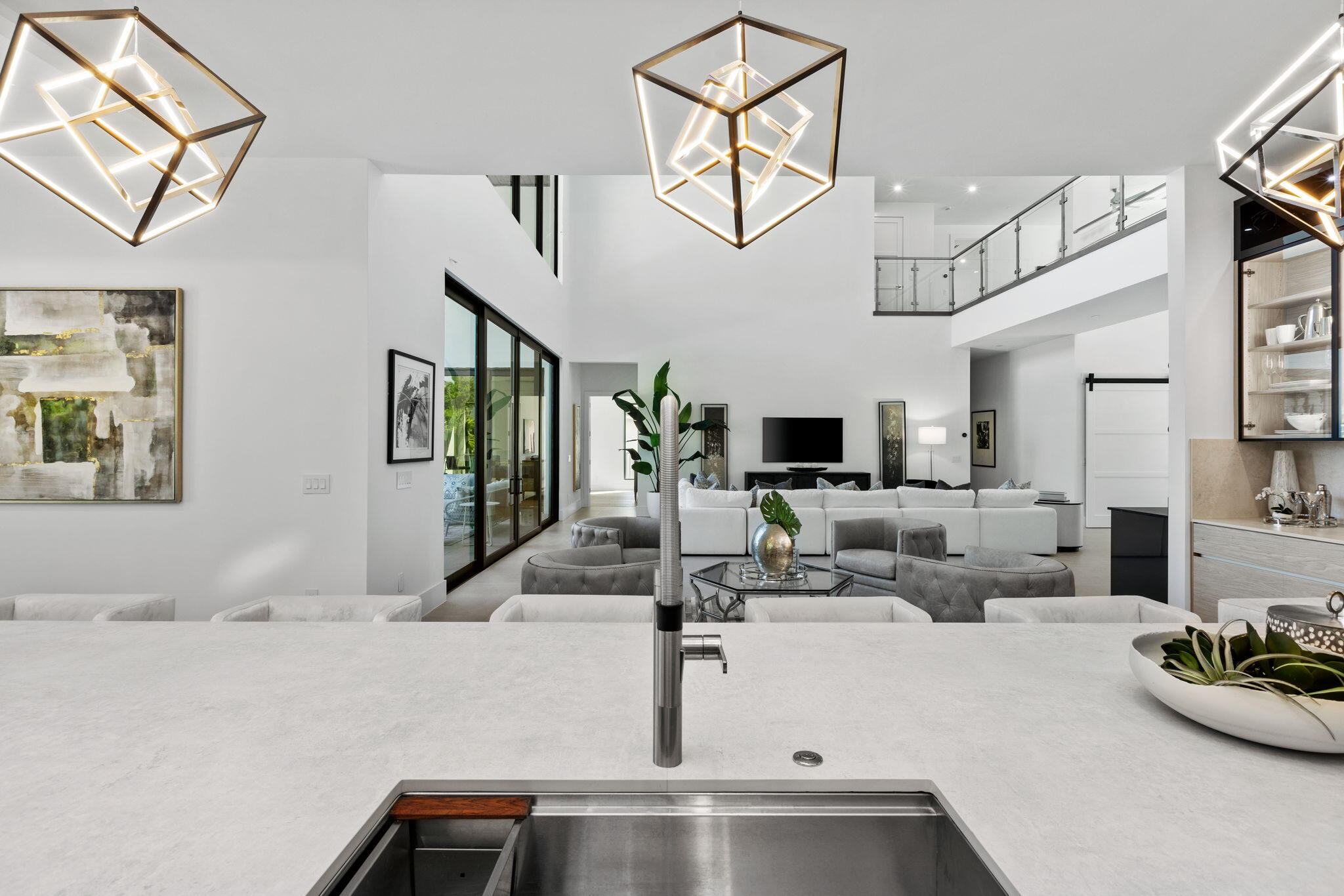 HAMPTONS - Residential