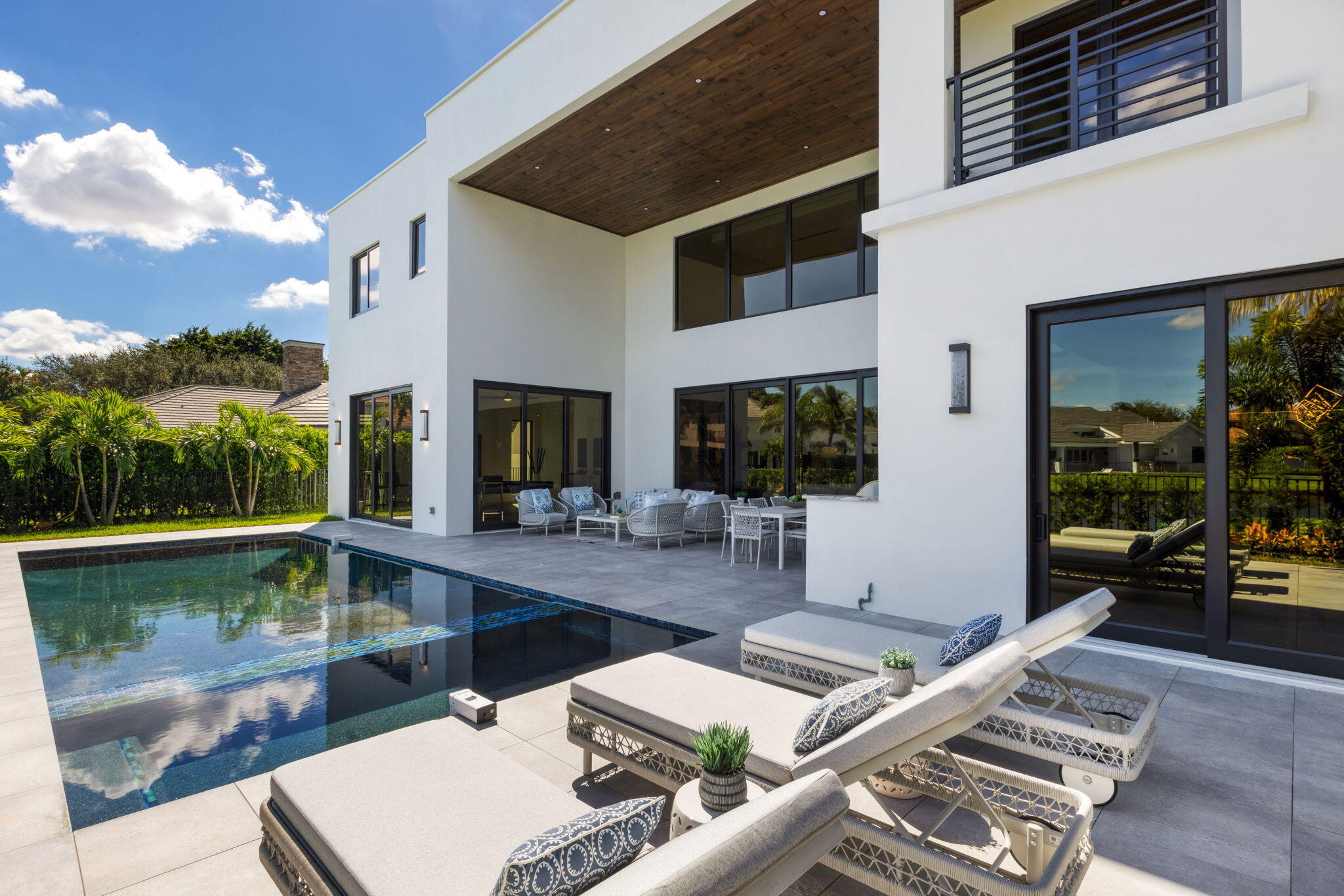 HAMPTONS - Residential