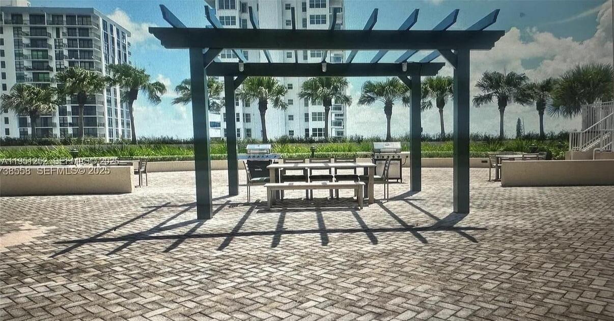 TIDES AT BRIDGESIDE SQUARE - Residential Lease