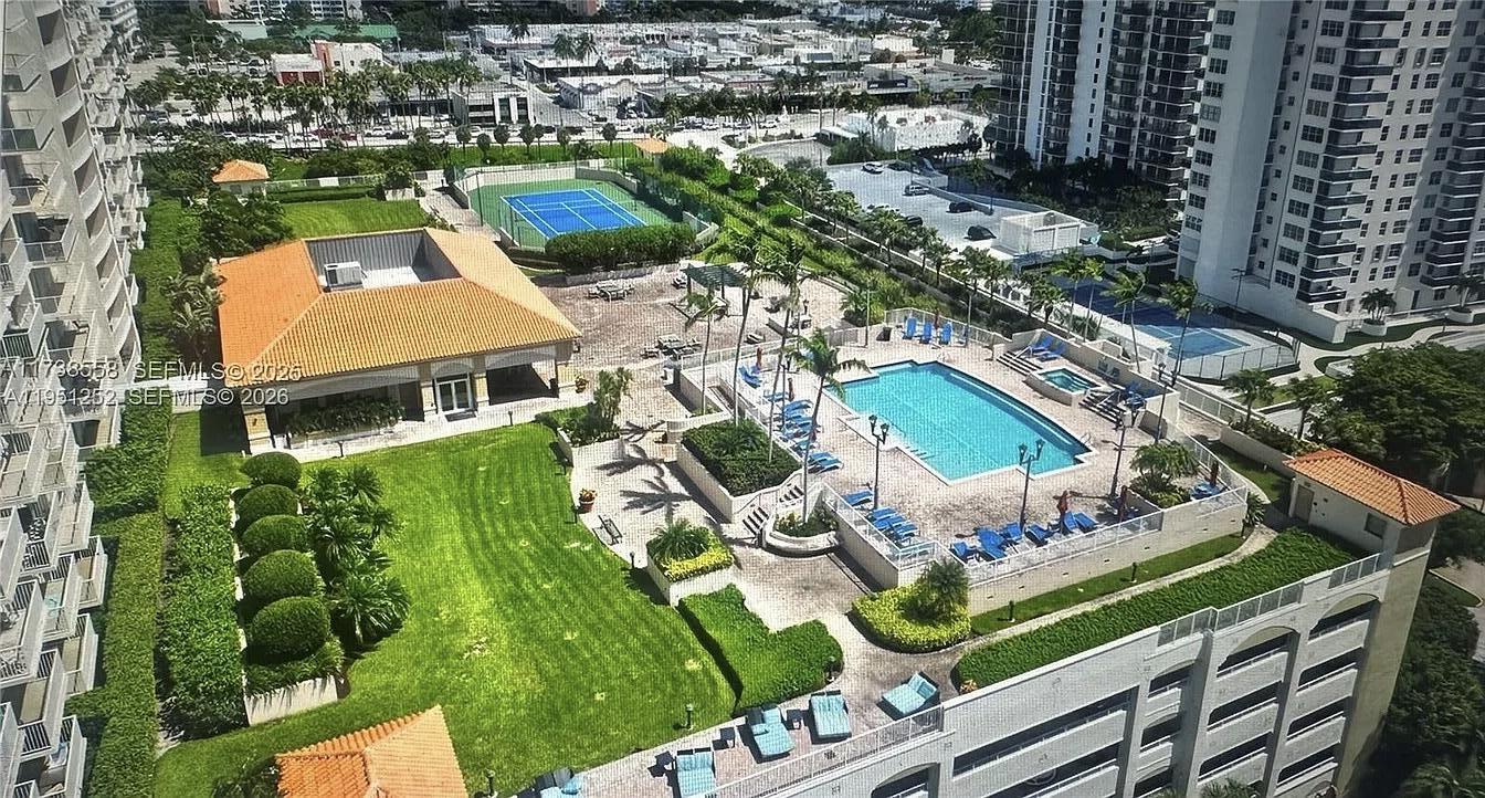 TIDES AT BRIDGESIDE SQUARE - Residential Lease