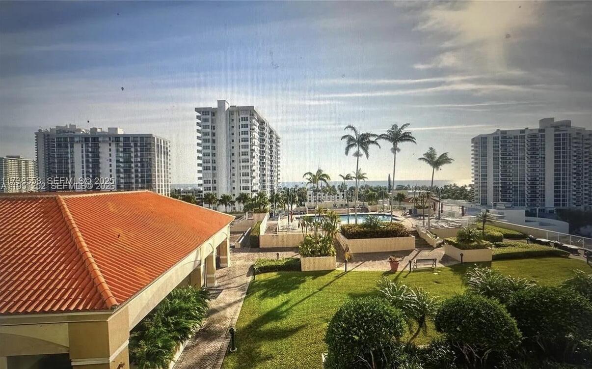 TIDES AT BRIDGESIDE SQUARE - Residential Lease