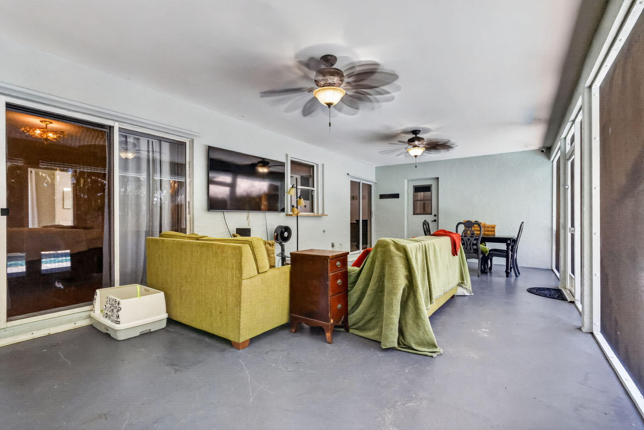 HIGH RIDGE EST - Residential