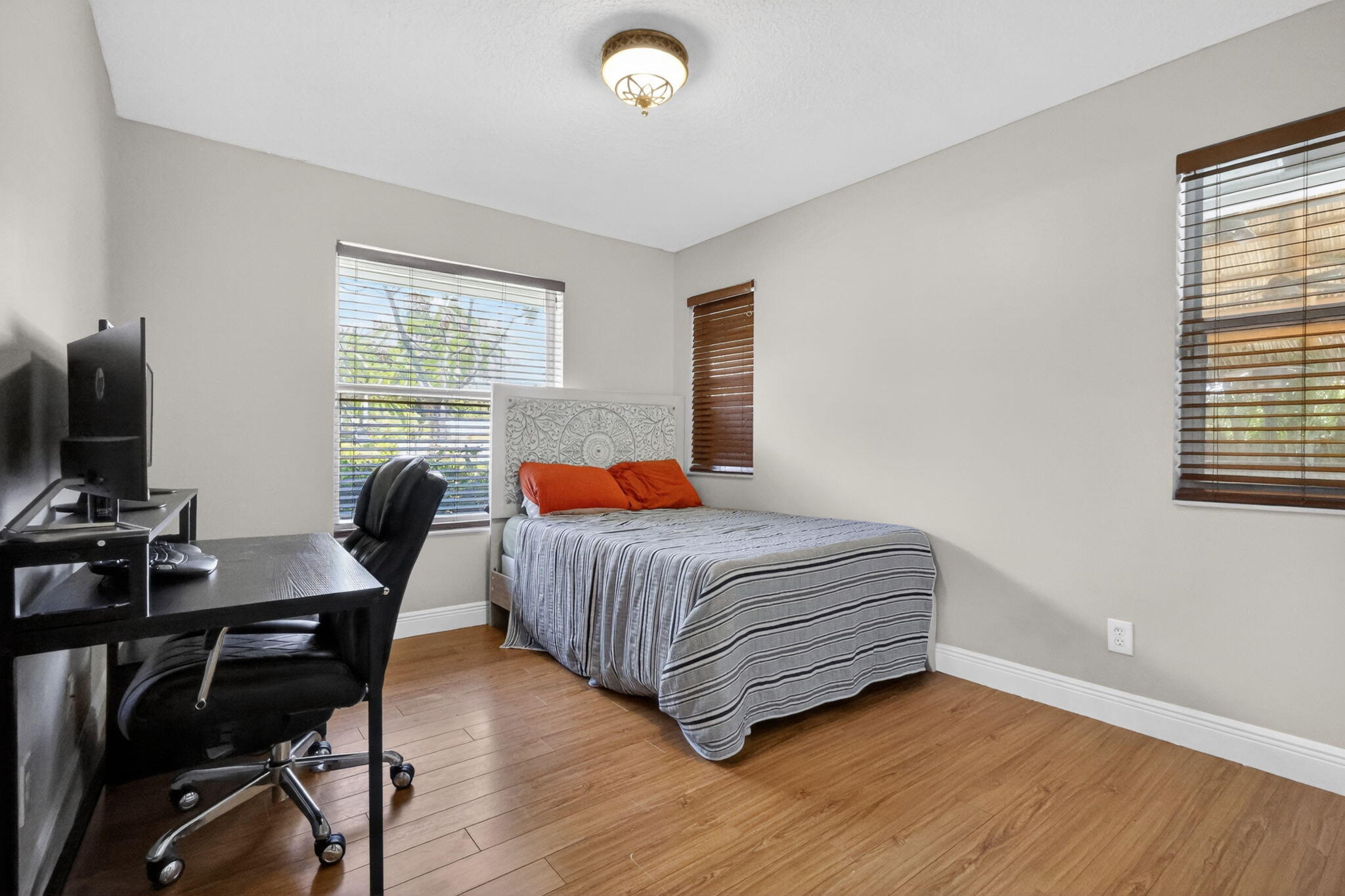 HIGH RIDGE EST - Residential