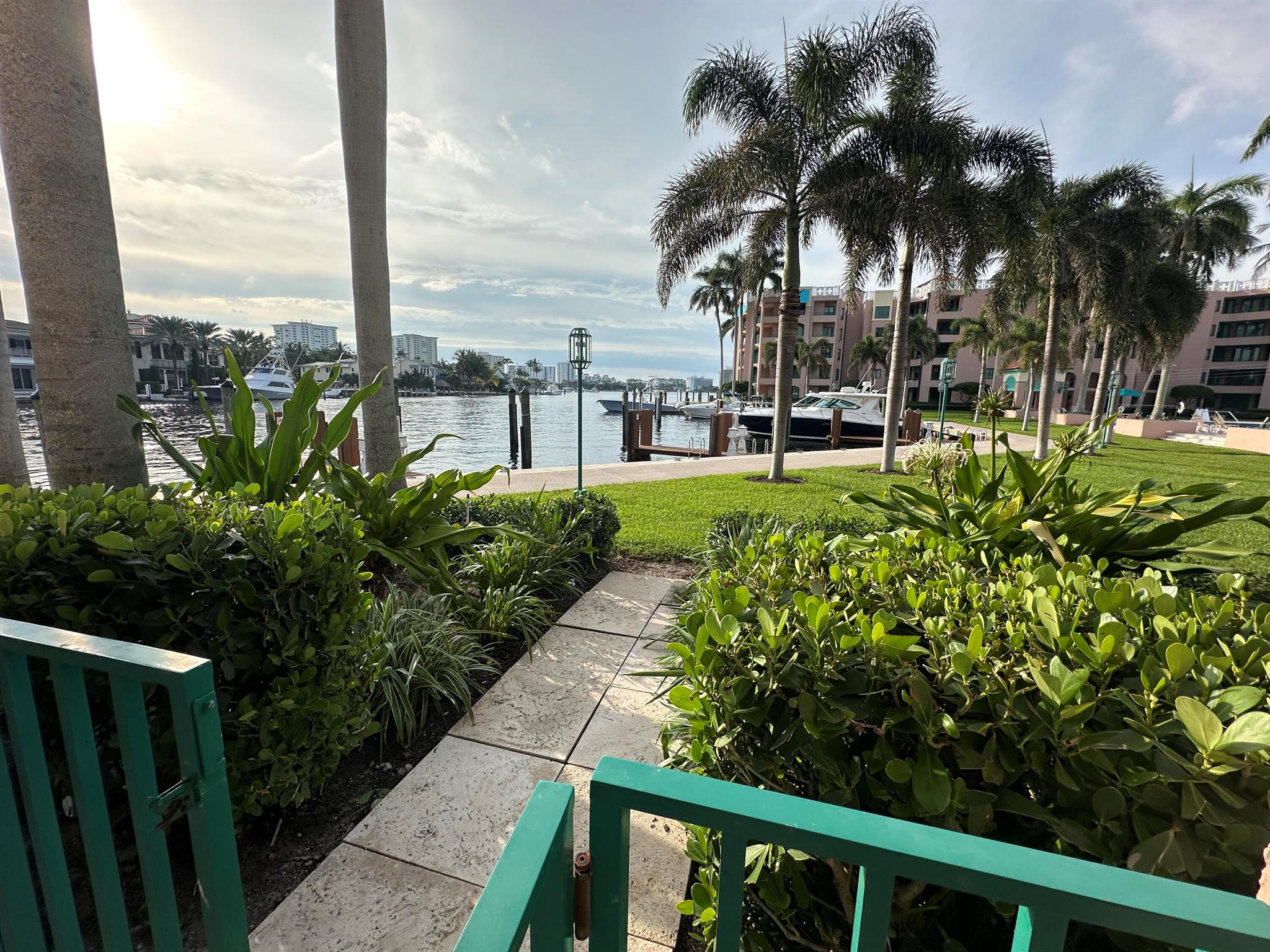 Mizner Court - Residential