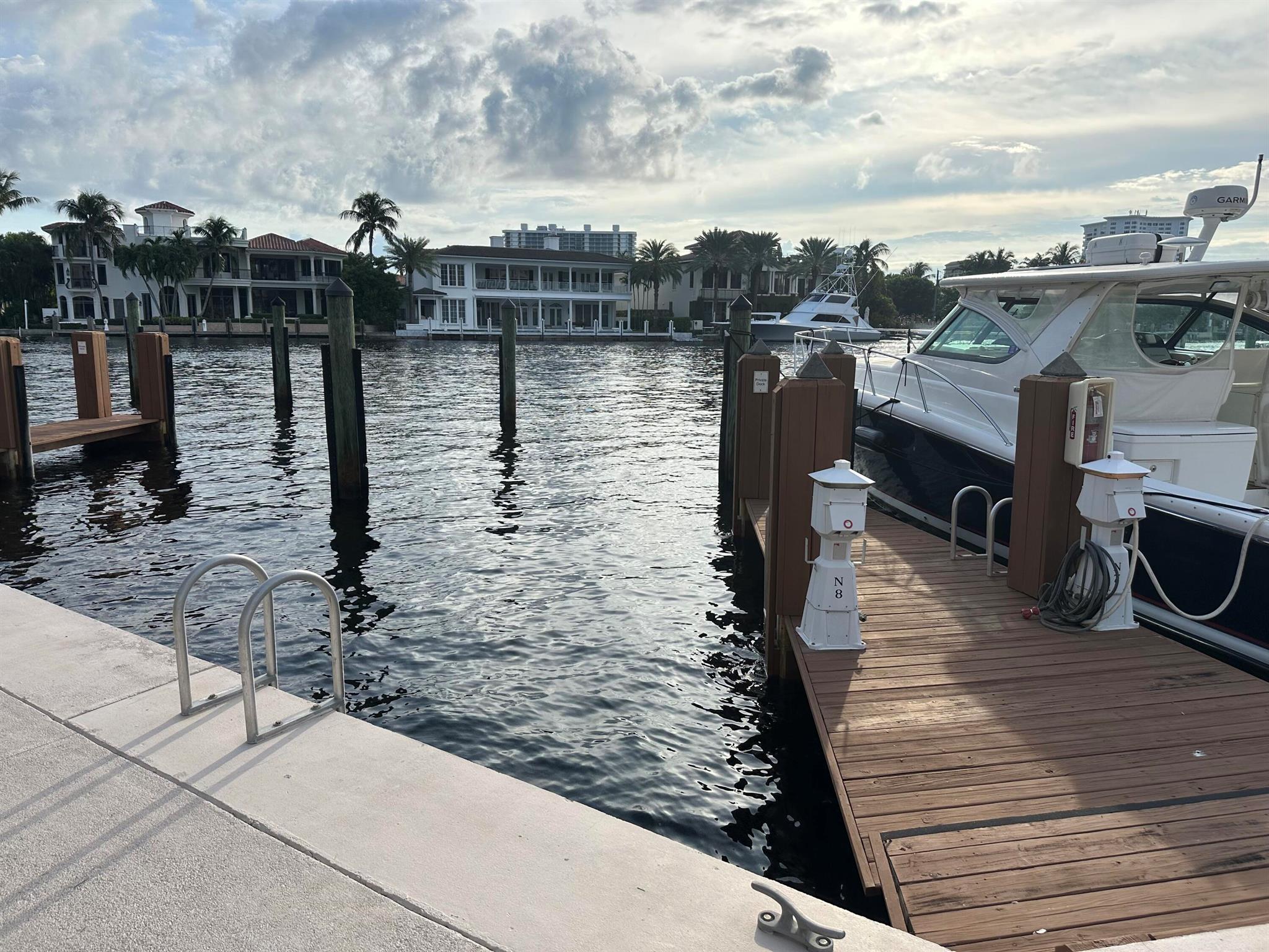 Mizner Court - Residential