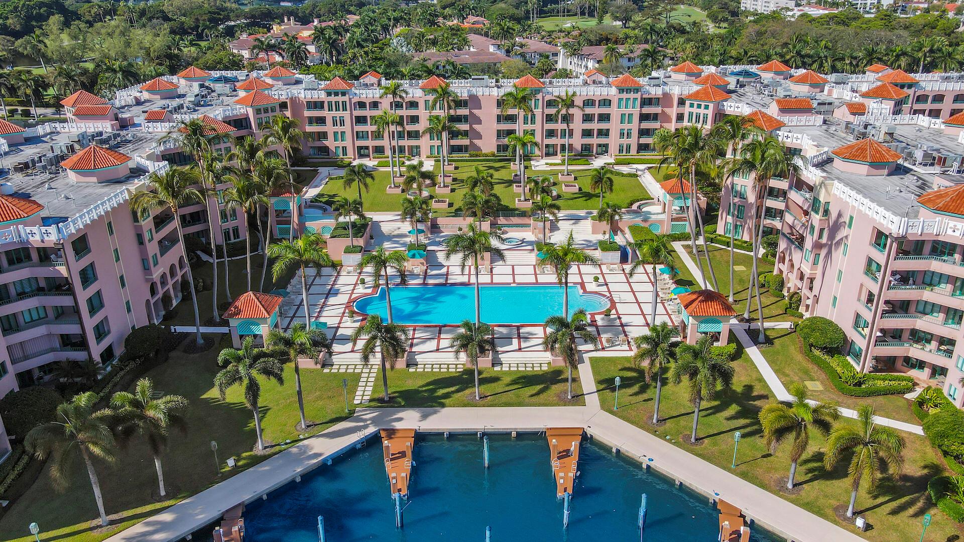Mizner Court - Residential