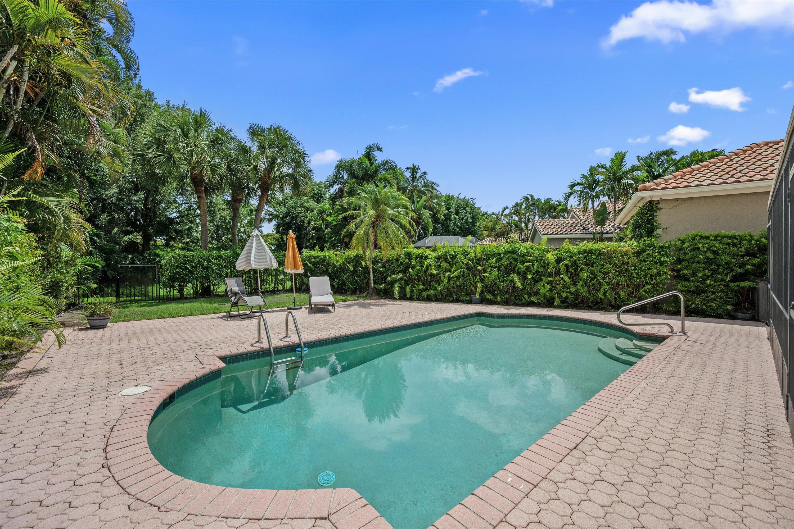 CHUKKER COVE P B POLO & CNTRY CLUB WELL - Residential